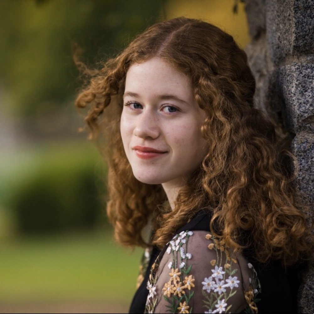 Meet your Posher, Madeline